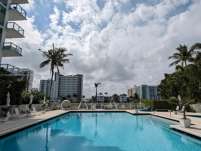 7930 East Dr, North Bay Village FL 33141