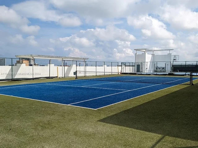 7930 East Dr, North Bay Village FL 33141