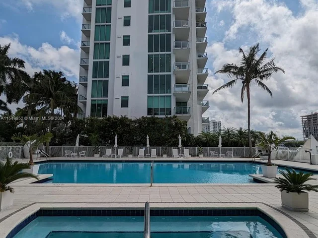 7930 East Dr, North Bay Village FL 33141