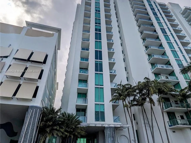 7930 East Dr, North Bay Village FL 33141