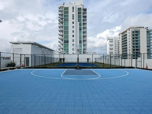 7930 East Dr, North Bay Village FL 33141