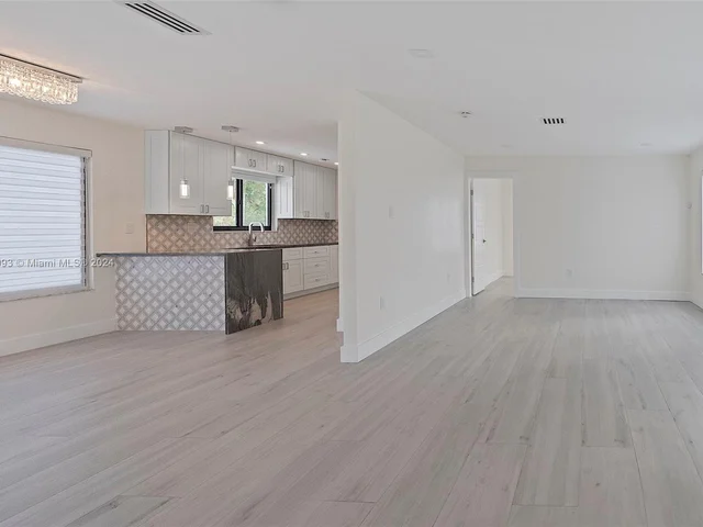 241 SW 122nd Ct # a, Miami FL 33184