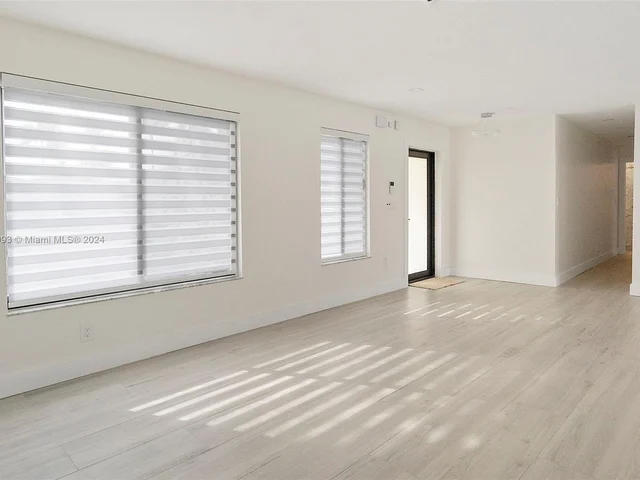 241 SW 122nd Ct # a, Miami FL 33184