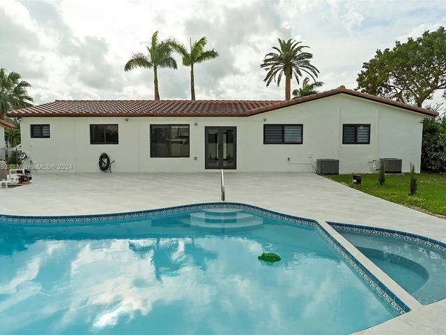 241 SW 122nd Ct # a, Miami FL 33184