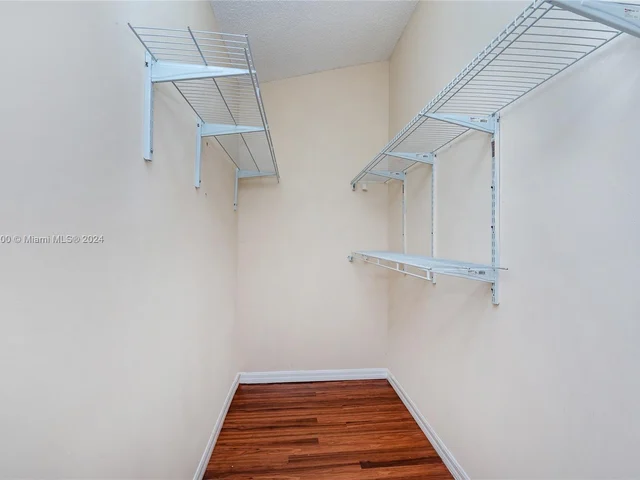 6235 Kendale Lakes Cir # 245, Miami FL 33183