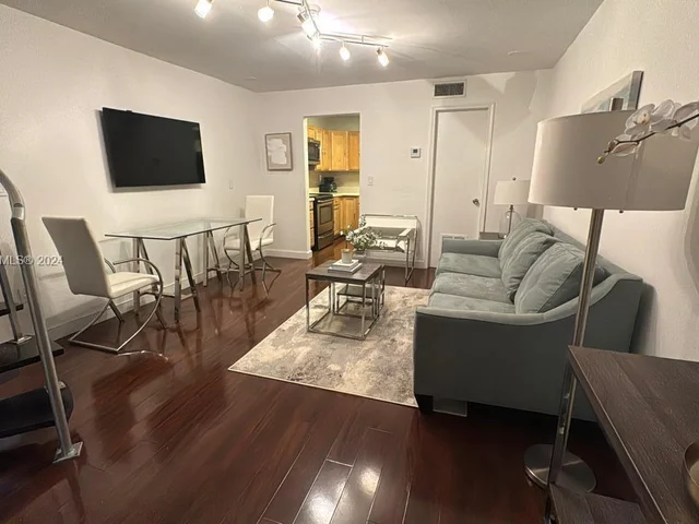 3025 Mary St # 10, Miami FL 33133