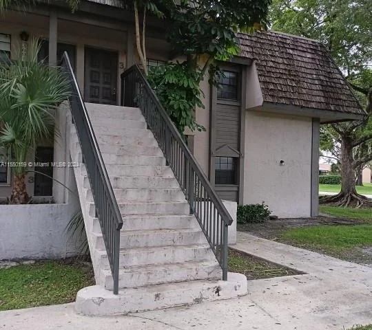 3693 NW 94th Ave # 7I, Sunrise FL 33351