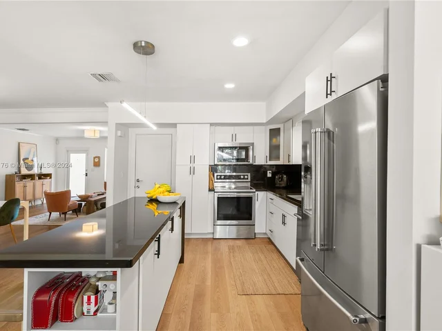 341 Aledo Ave, Coral Gables FL 33134