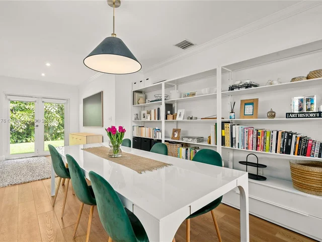 341 Aledo Ave, Coral Gables FL 33134