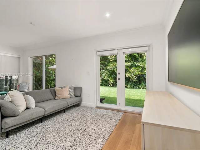 341 Aledo Ave, Coral Gables FL 33134