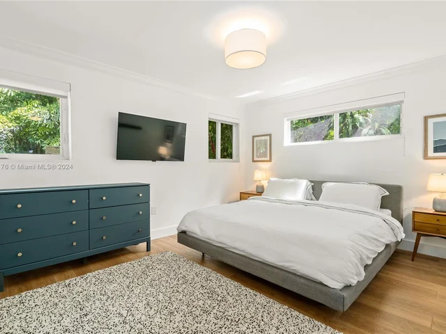 341 Aledo Ave, Coral Gables FL 33134