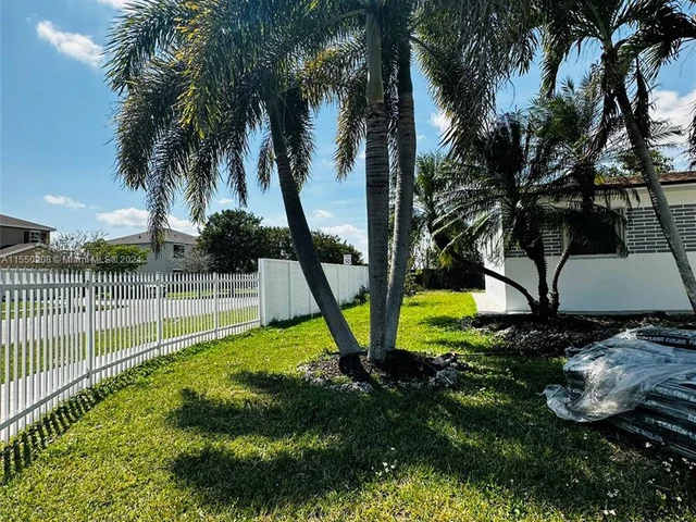 30120 SW 152nd Ave, Homestead FL 33033