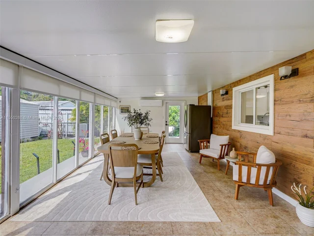 4400 SW 104th Ave, Miami FL 33165