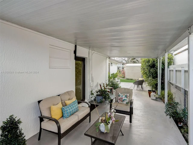 4400 SW 104th Ave, Miami FL 33165