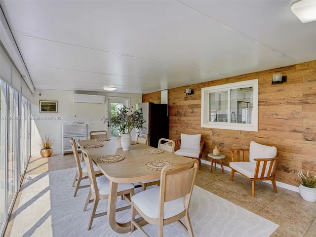 4400 SW 104th Ave, Miami FL 33165