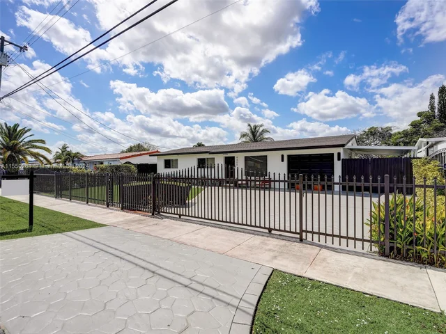 4400 SW 104th Ave, Miami FL 33165