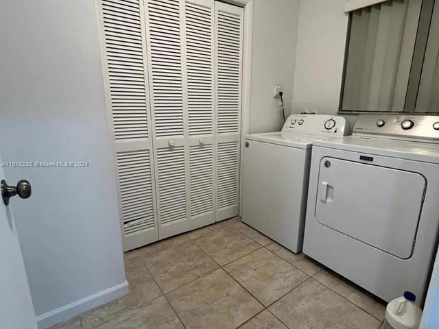 3328 Simms St # 3328, Hollywood FL 33021