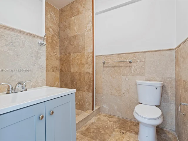 434 NW 110th St, Miami FL 33168