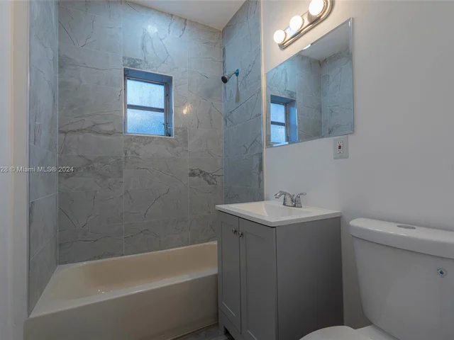 434 NW 110th St, Miami FL 33168