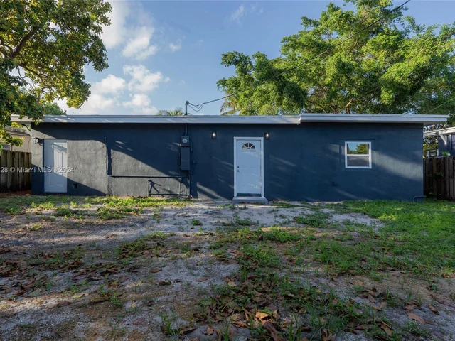 434 NW 110th St, Miami FL 33168