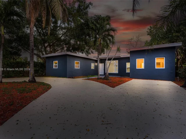 434 NW 110th St, Miami FL 33168