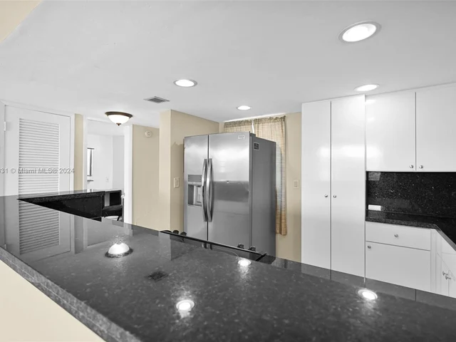 7850 Byron Ave # 302, Miami Beach FL 33141