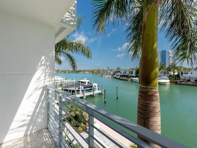 47 N SHORE DR # 47, Miami Beach FL 33141