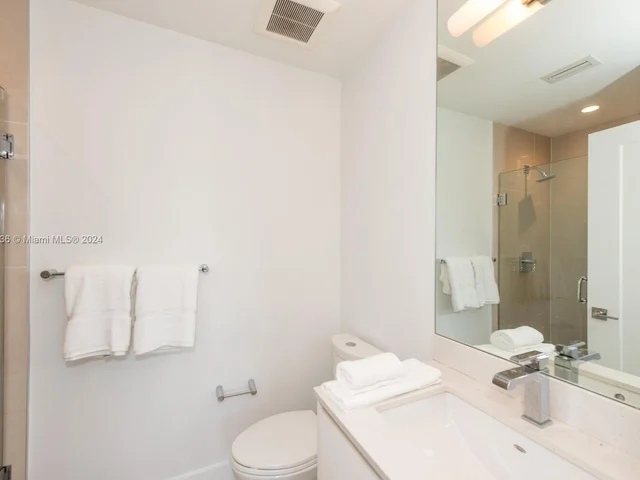 47 N SHORE DR # 47, Miami Beach FL 33141