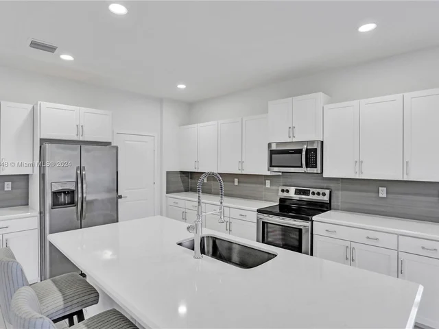 19815 SW 131st Ct # 0, Miami FL 33177