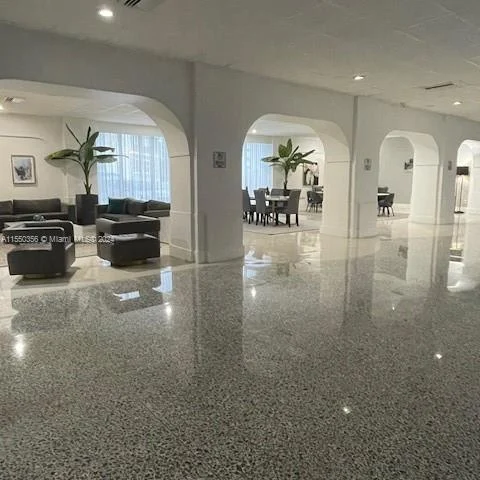 3140 S Ocean Dr # 1903, Hallandale Beach FL 33009