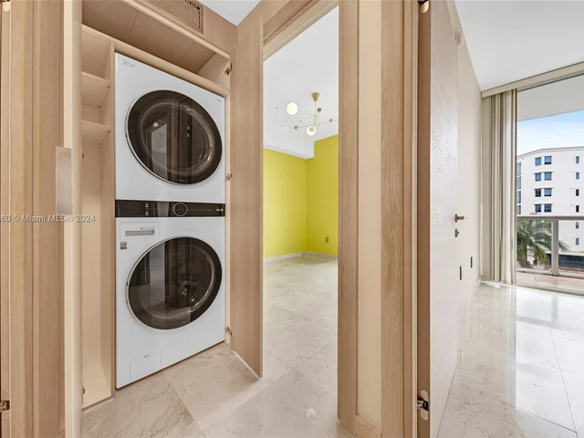 3131 NE 188th St # 607, Aventura FL 33180