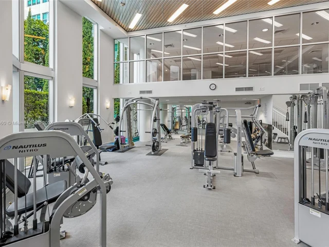 3131 NE 188th St # 607, Aventura FL 33180