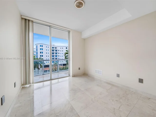 3131 NE 188th St # 607, Aventura FL 33180