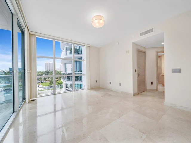 3131 NE 188th St # 607, Aventura FL 33180