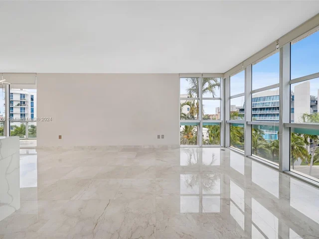 3131 NE 188th St # 607, Aventura FL 33180