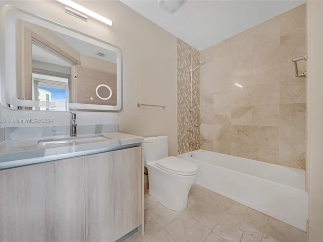 3131 NE 188th St # 607, Aventura FL 33180