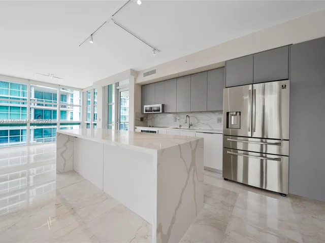 3131 NE 188th St # 607, Aventura FL 33180