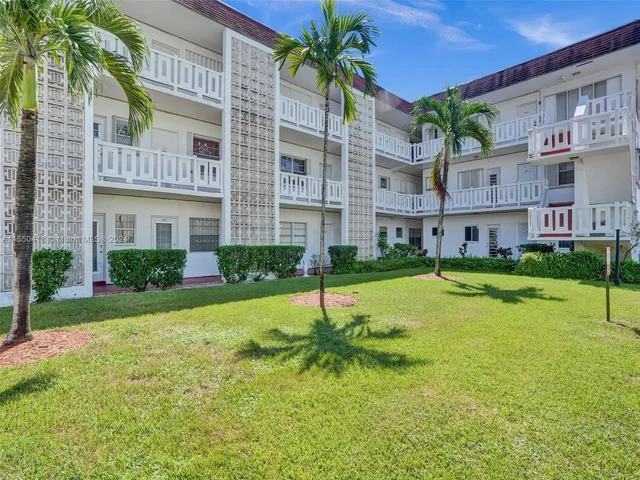 1330 NW 43rd Ave # 110, Lauderhill FL 33313