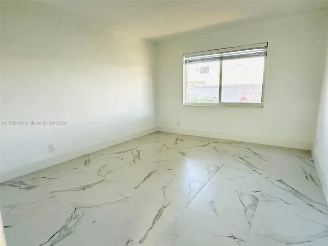 414 SE 14th St # 3, Fort Lauderdale FL 33316