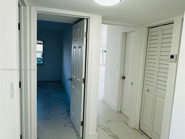 414 SE 14th St # 3, Fort Lauderdale FL 33316