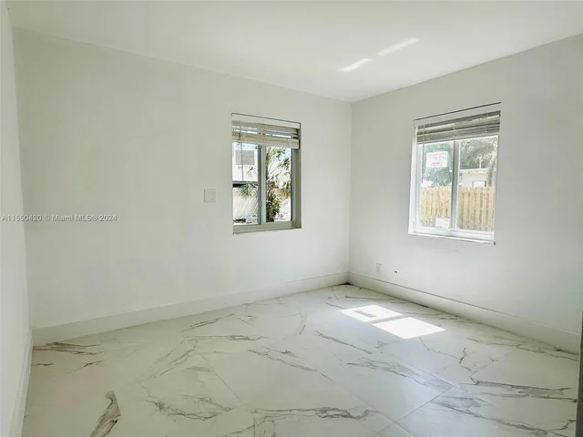 414 SE 14th St # 3, Fort Lauderdale FL 33316