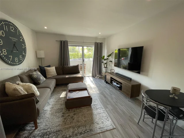 7801 NE 4th Ct # 105, Miami FL 33138