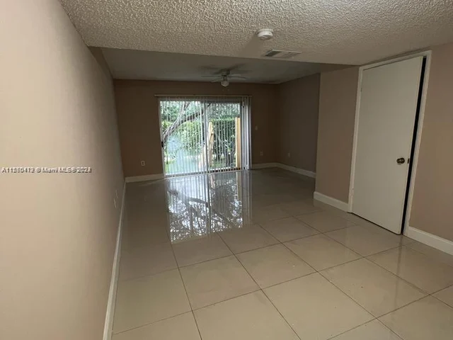 3837 NW 90th Ave # 3837, Sunrise FL 33351
