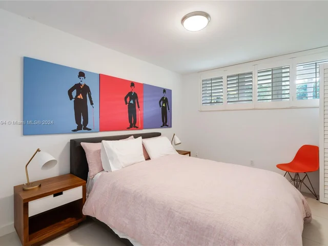 2000 S Bayshore Dr # 48, Miami FL 33133