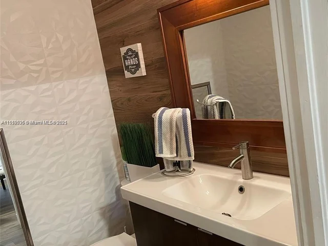 11479 NW 60th Ter # 373, Doral FL 33178