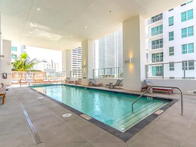 227 NE 2nd St # 1503, Miami FL 33132