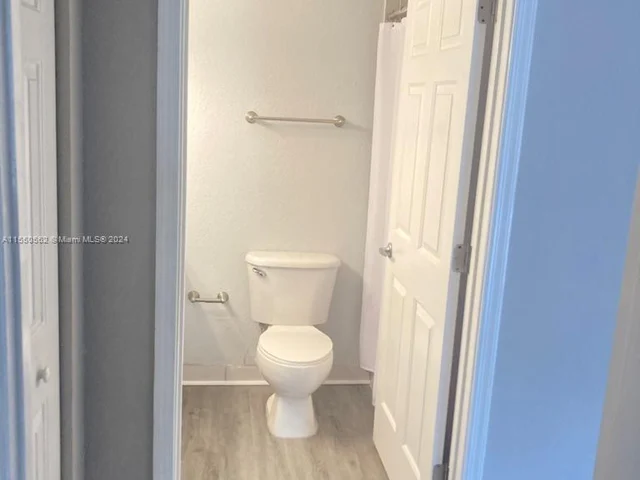 4802 Washington St # 5, Hollywood FL 33021