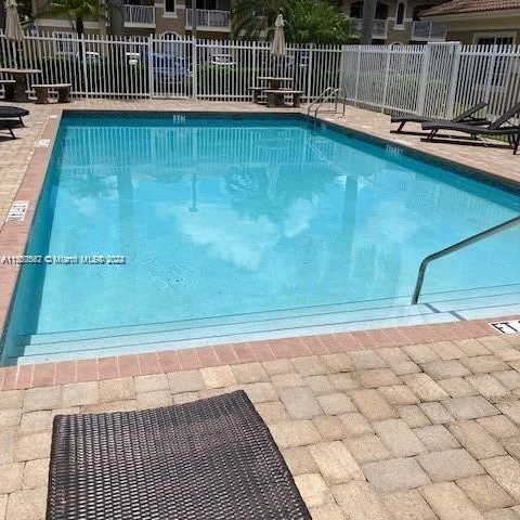 4802 Washington St # 5, Hollywood FL 33021