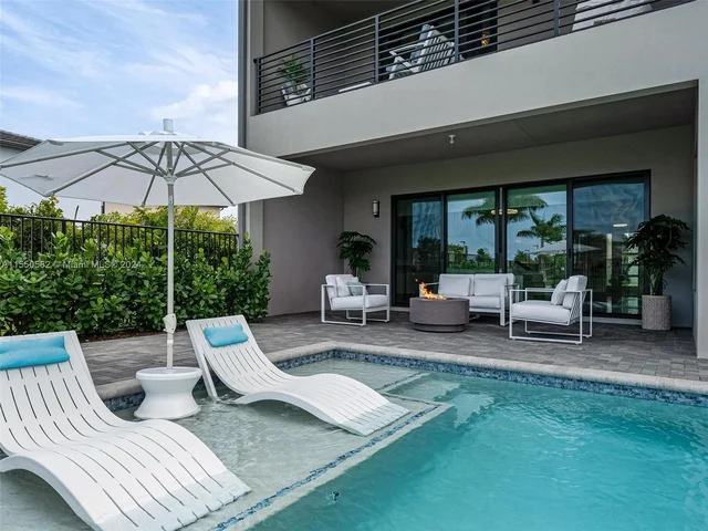 8533 Swinley Forest Way, Boca Raton FL 33434