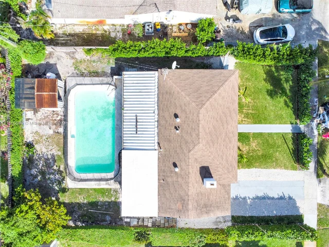 329 Laurie Rd, West Palm Beach FL 33405